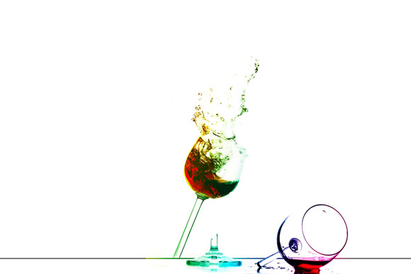  Glas bricht am Stiel, Farbverlauf, Studiofotografie von Peter Hennig PIXELWERKSTATT 