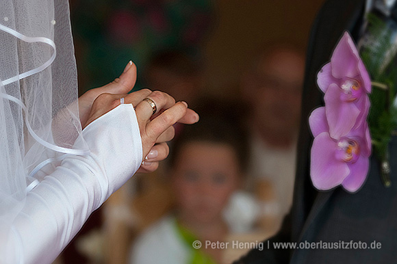 Foto Hochzeit Braut Hand mit Ring